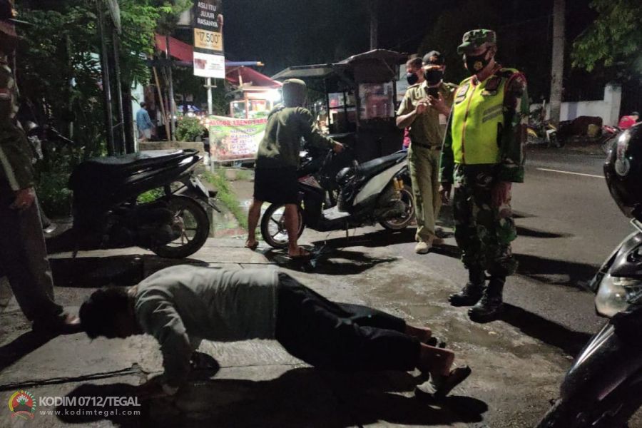 Tempat Keramaian Jadi Sasaran Operasi Prokes di Wilayah Kota Tegal