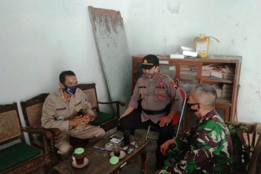 Danramil Anjangsana Ke Desa Kemanggungan Dan Desa Kedokansayang