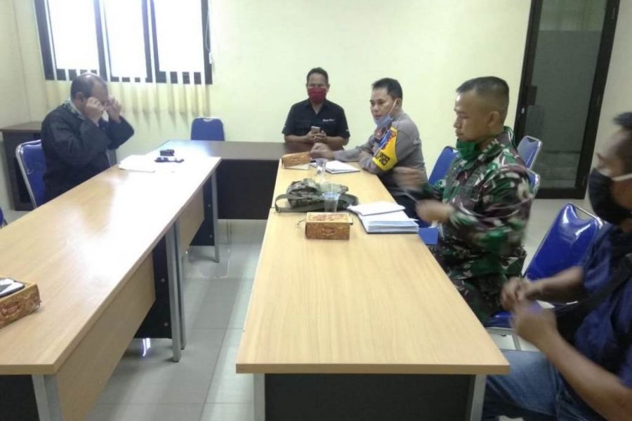 Ws. Pasiops Kodim Tegal Ikuti Rapat Pelaksanaan Operasi Gabungan Gugus Tugas Covid-19 Kota Tegal