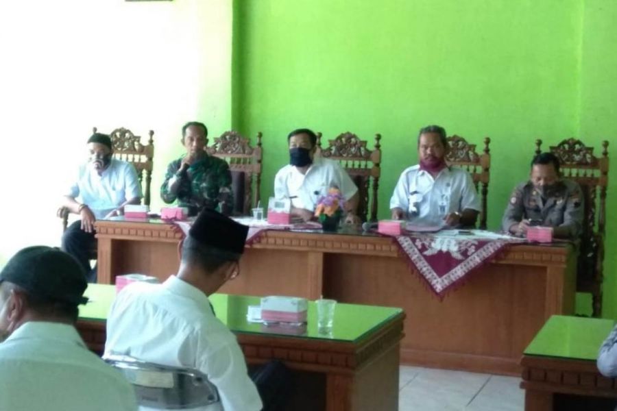 Danramil Ikuti Rakor Kecamatan Dukuhturi Tentang Penyaluran BLT