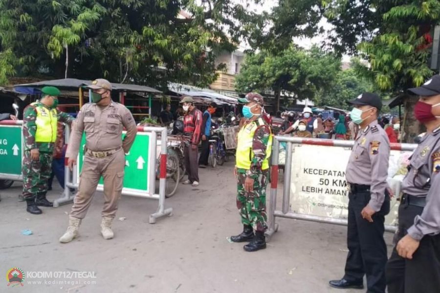Tim Gugus Tugas Pencegahan Penyebaran Covid-19 Tegal Terus Laksanakan Patroli Dan Beri Himbauan