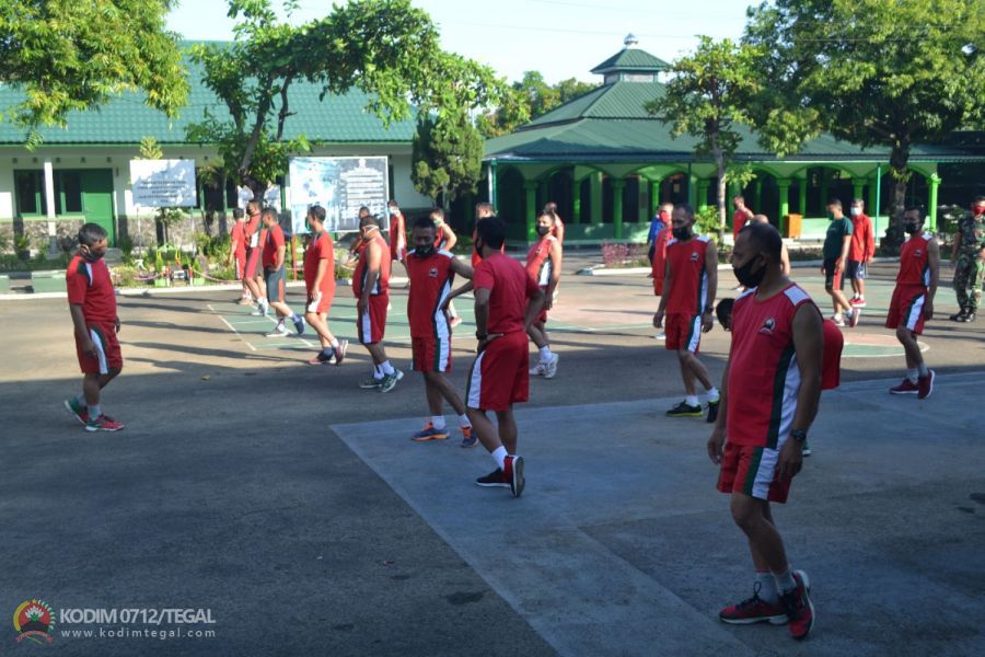 Jaga Fisik Yang Prima Anggota Kodim 0712/Tegal Laksanakan Binsik