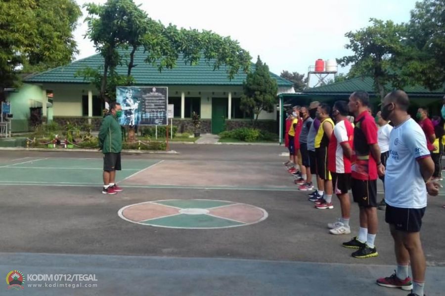 Jaga Stamina Tubuh,Kodim 0712/Tegal Melaksanakan Olah Raga Aerobik