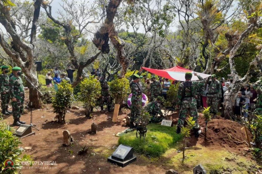 Dandim Pimpin Upacara Pemakaman Almarhum Serma Muslihudin