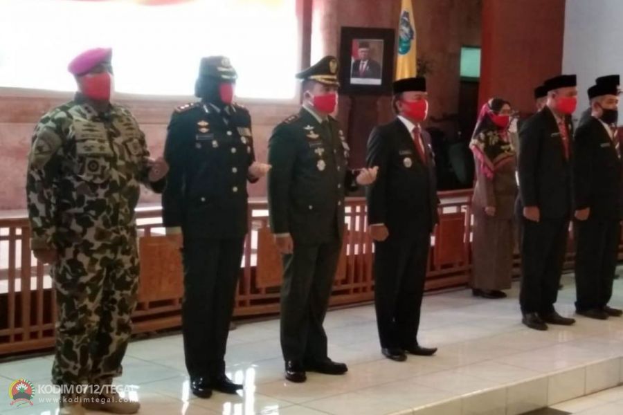 Dandim Tegal Hadiri Pengukuhan Paskibra Kota Tegal