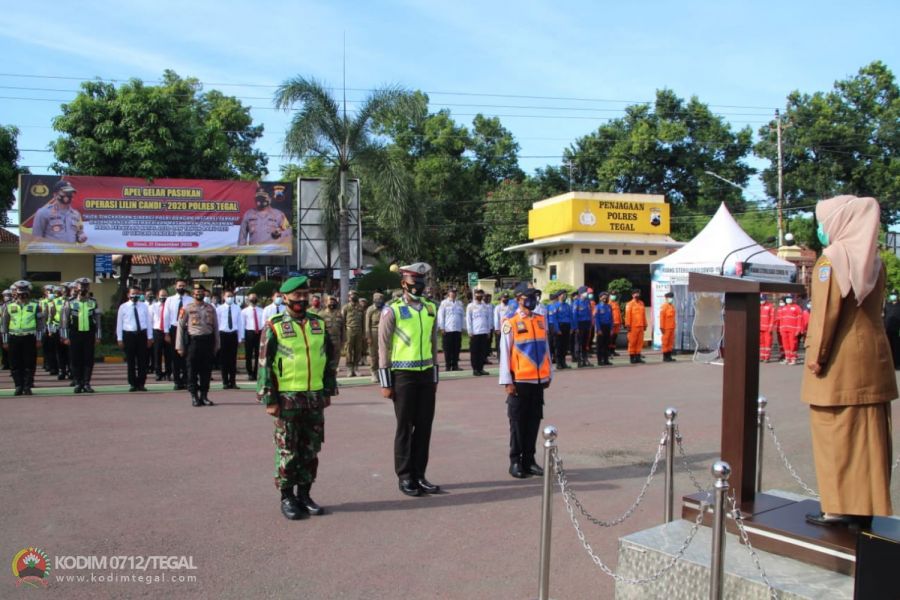 Bupati Tegal Pimpin Apel Gelar Pasukan Operasi Lilin Tahun 2020