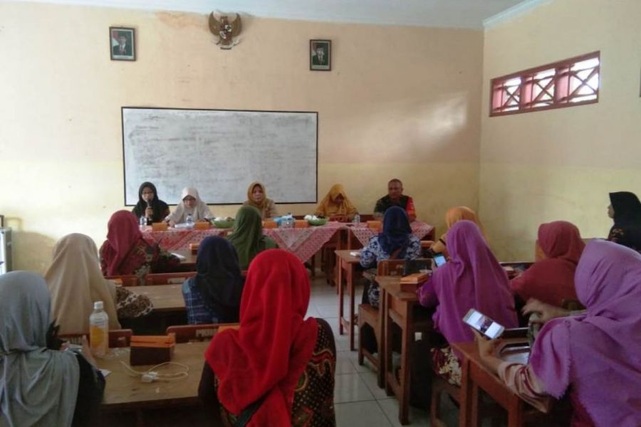 Babinsa Siap Membantu Pendampingan Pendataan APS di Wilayah Kecamatan Lebaksiu