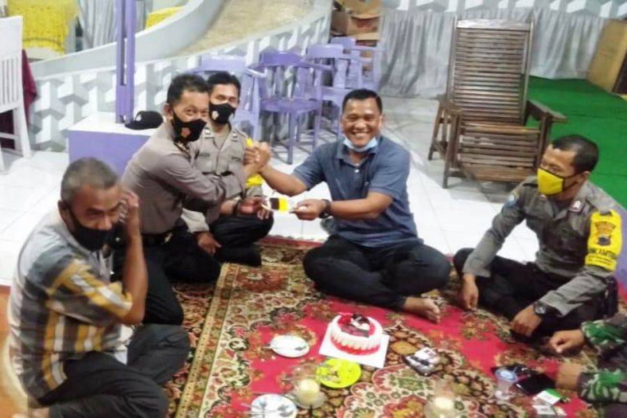 Koramil Pangkah Dihadiahi Kue Ulang Tahun