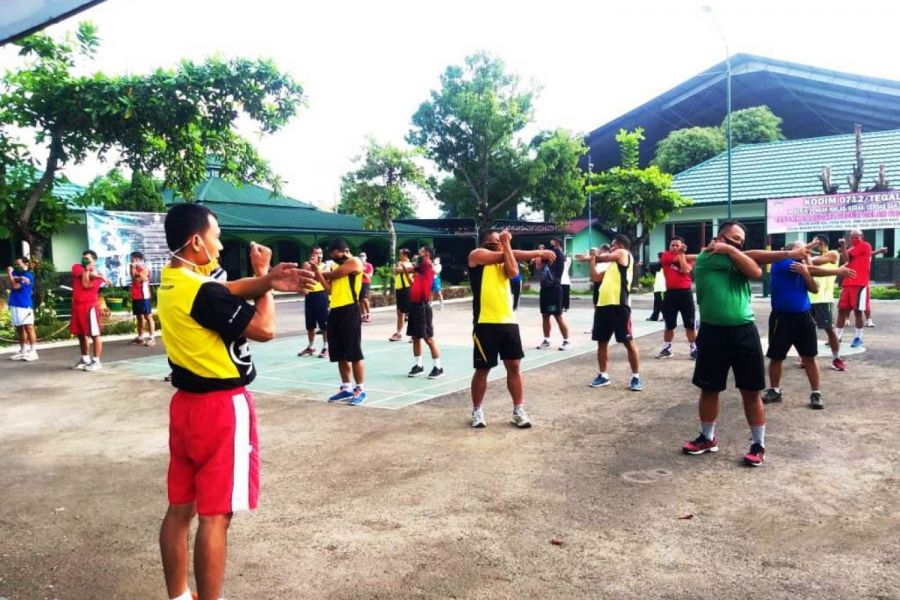 Jaga kebugaran, Personil Kodim Tegal Laksanakan Aerobik Bersama