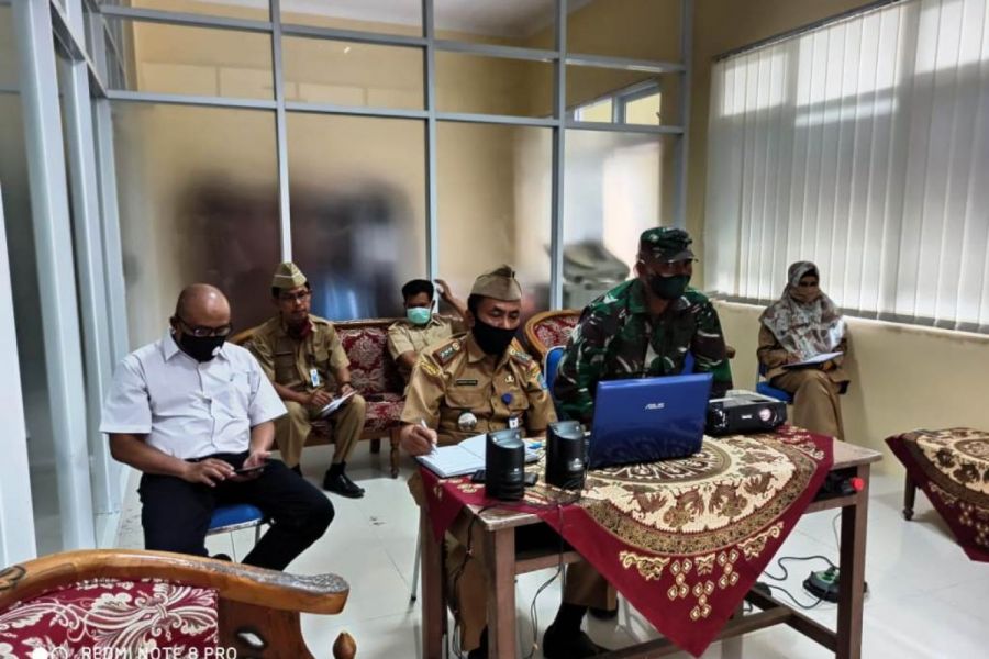 Danramil Pangkah Ikuti Video Conference Dengan Wakil Bupati Tegal