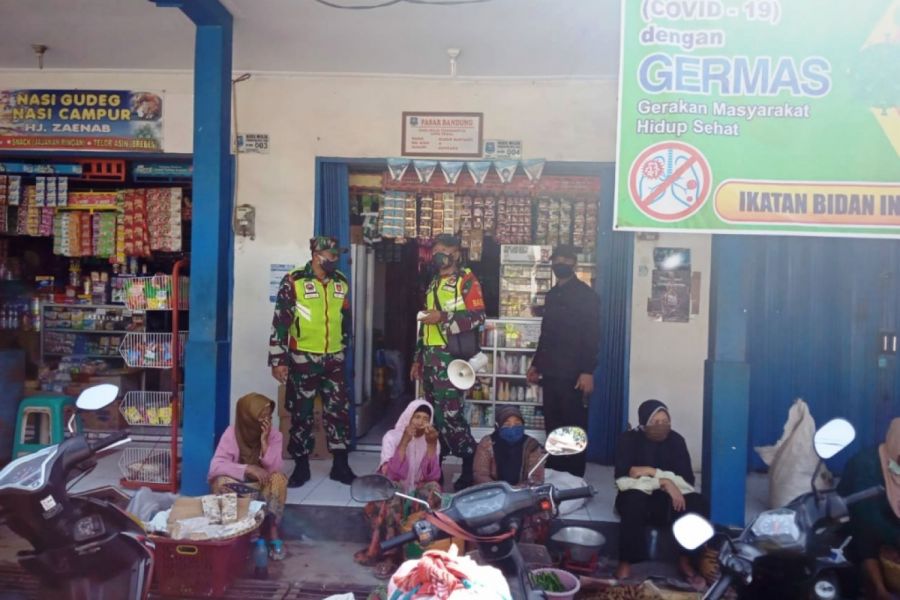 Koramil 21/Tegal Selatan Berikan Sosialisasi Dan Penegakan Protokol Kesehatan Covid 19