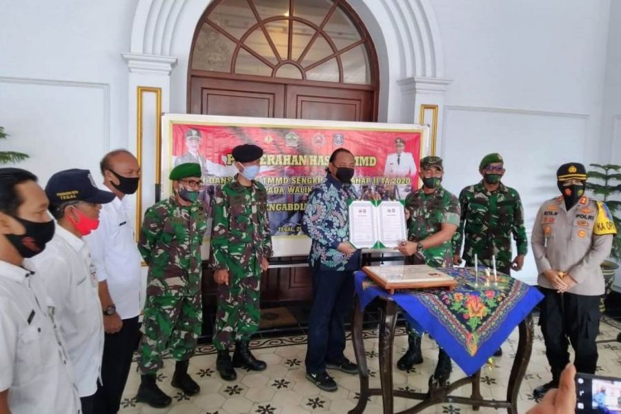 Penandatanganan Naskah Dan Prasasti Hasil TMMD Kota Tegal Sekaligus Pamitan Dandim 0712/Tegal