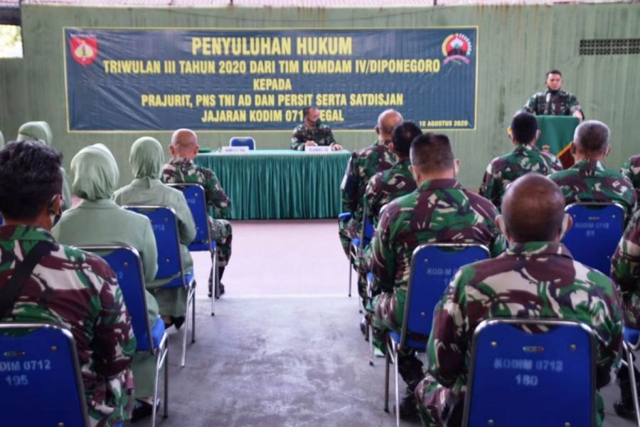 Tim Penyuluh Hukum Kodam IV Berikan Penyuluhan Hukum Kepada Prajurit Kodim 0712/Tegal