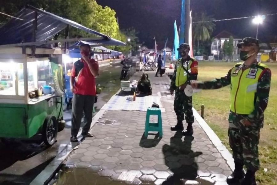 Patroli Penegakan Disiplin Protokol Kesehatan Dan Sosialisasi 4 M, Koramil Tegal Selatan
