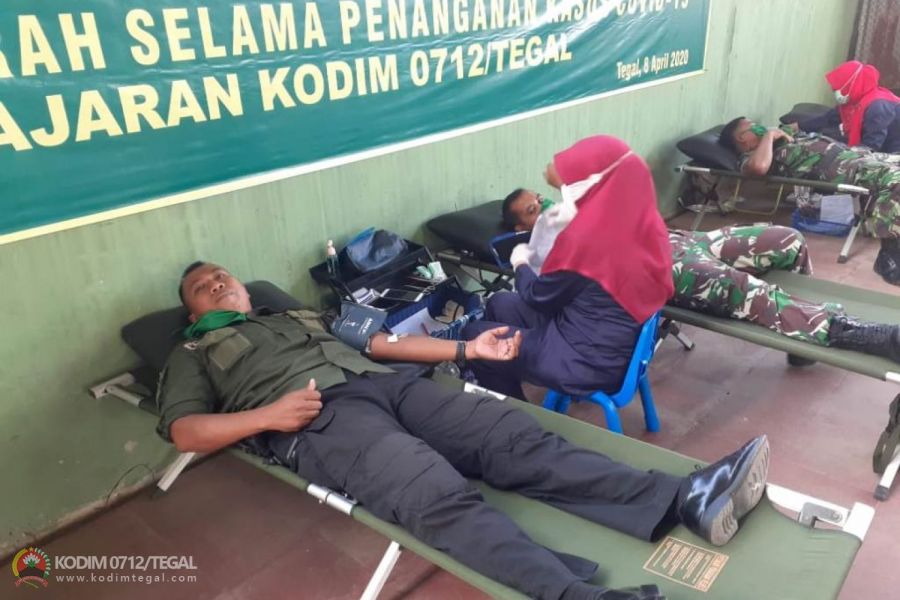 30 Personel Kodim 0712/Tegal Melakukan Donor Darah, Bantu Stok PMI