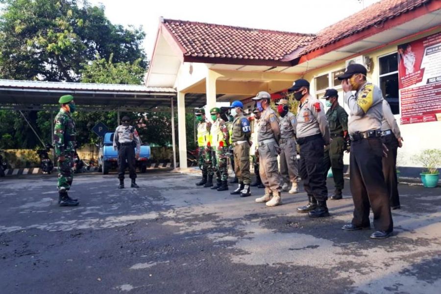 Apel Bersama Sosialisasi Pencegahan Penyebaran Covid 19 Di Pasar Trayeman