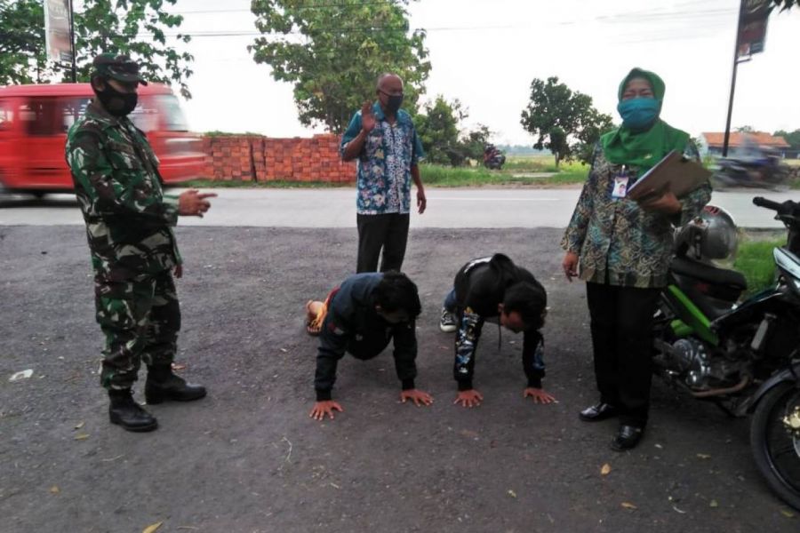 3 Pilar Dukuhwaru Himbau Warga Patuhi Prokes