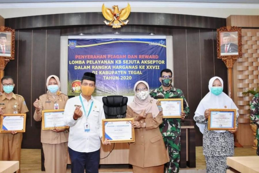 Akseptor KB Kabupaten Tegal Menjadi Yang Terbaik Kedua Di Jateng, Bupati Apresiasi Kodim 0712/Tegal