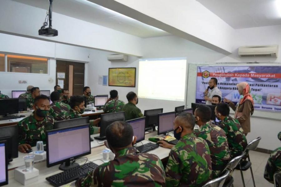 Pelatihan Komputer Anggota Kodim 0712/Tegal Di Kampus Poltek Harber Kota Tegal