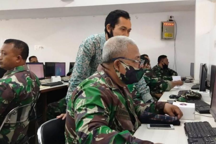 Usia Tidak Mengecilkan Semangat Belajar Anggota Kodim 0712/Tegal