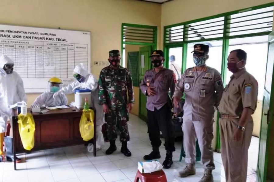 Danramil Bersama Tiga Pilar Bumijawa Bersinergi Antisipasi Penyebaran Covid - 19