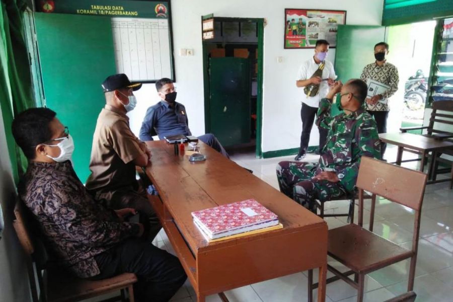 Anggota DPRD Kabupaten Tegal Kunjungi Makoramil 18/Pagerbarang