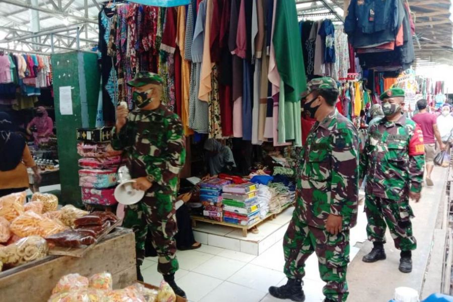 Pasar Bojong Jadi Sasaran Patroli Disiplin Protokol Kesehatan Koramil