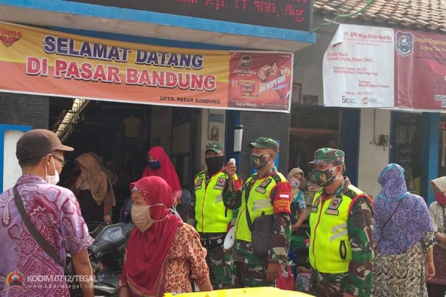 Pasar Bandung Kedatangan Tamu Penegak Disiplin Protokol Kesehatan