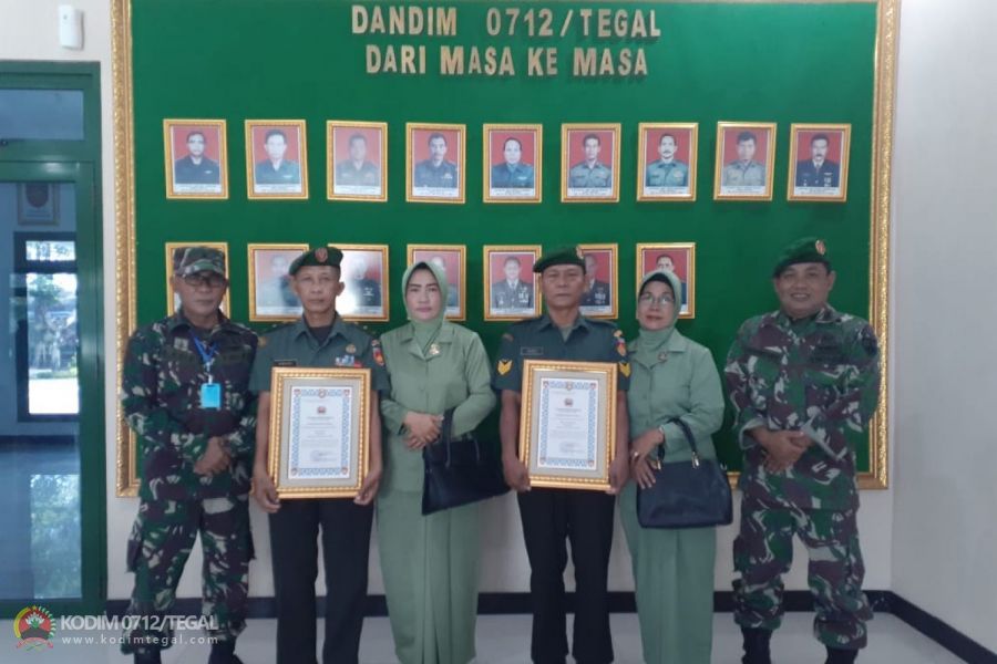 2 Orang Prajurit Kodim 0712/Tegal Resmi Melaksanakan Pensiun