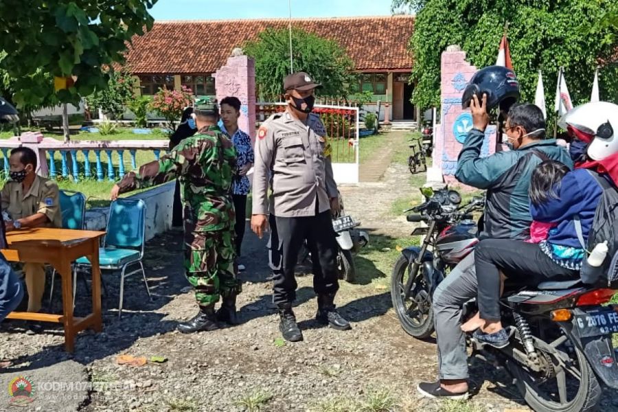 Danramil 18/Pagerbarang Kapten Cba Sutikno Gelar Operasi Yustisi