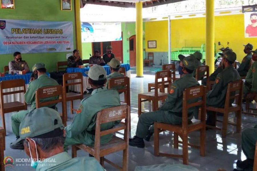 Wawasan Kebangsaan Pada Pelatihan Satlinmas Desa Kesuben Kecamatan Lebaksiu