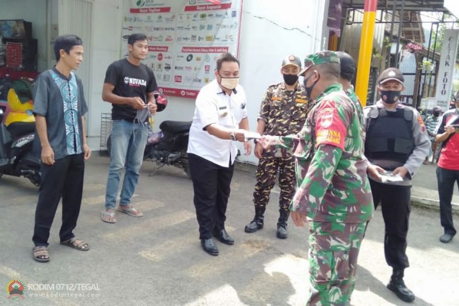 Terapkan Prokes Kepada Masyarakat, Koramil 18/Pagarbarang Gelar Operasi PPKM Mikro
