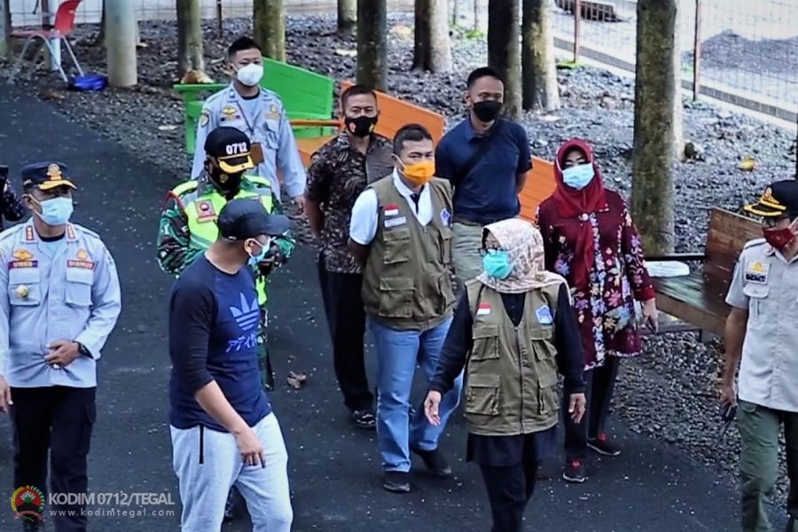 Suasana Lengang Pelaksanaan Jateng di Rumah Saja