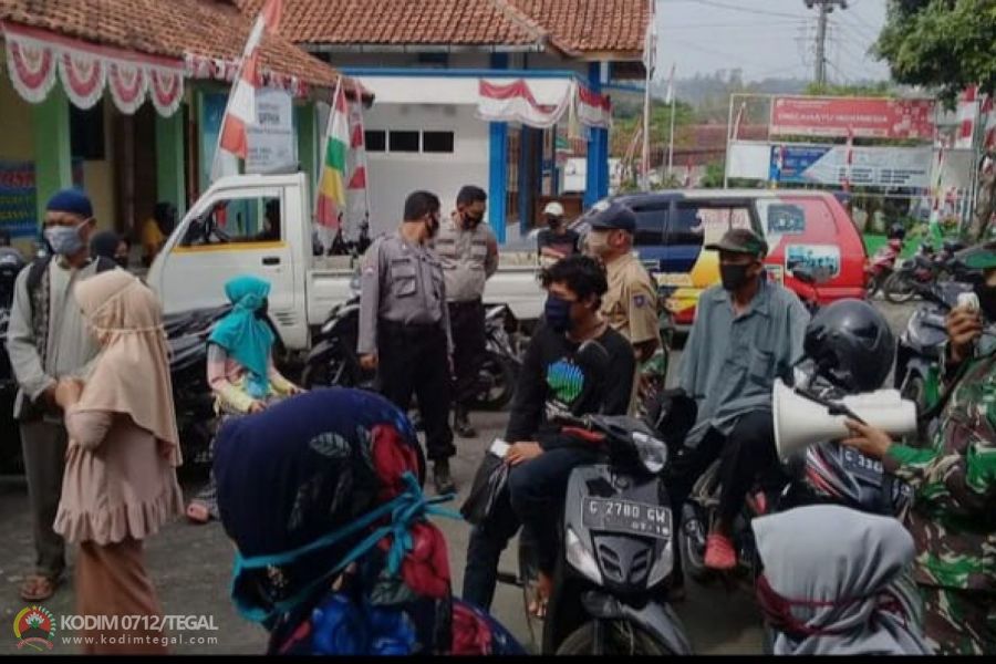 Koramil 12/Jatinegara Bersama Polsek Jatinegara Gelar Operasi PPKM Mikro