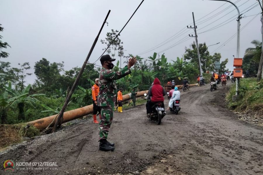 Retakan hingga 500 Meter, KODIM 0712/Tegal Siaga Babinsa