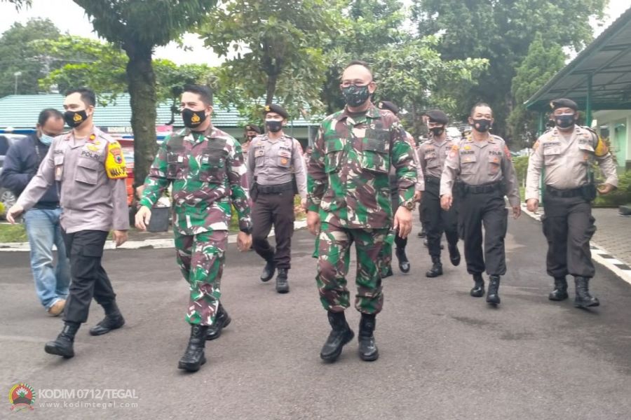 Perkuat Sinergitas TNI POLRI Tegal, Digelar Latihan Bersama Kodim 0712/Tegal Dan Polres Tegal