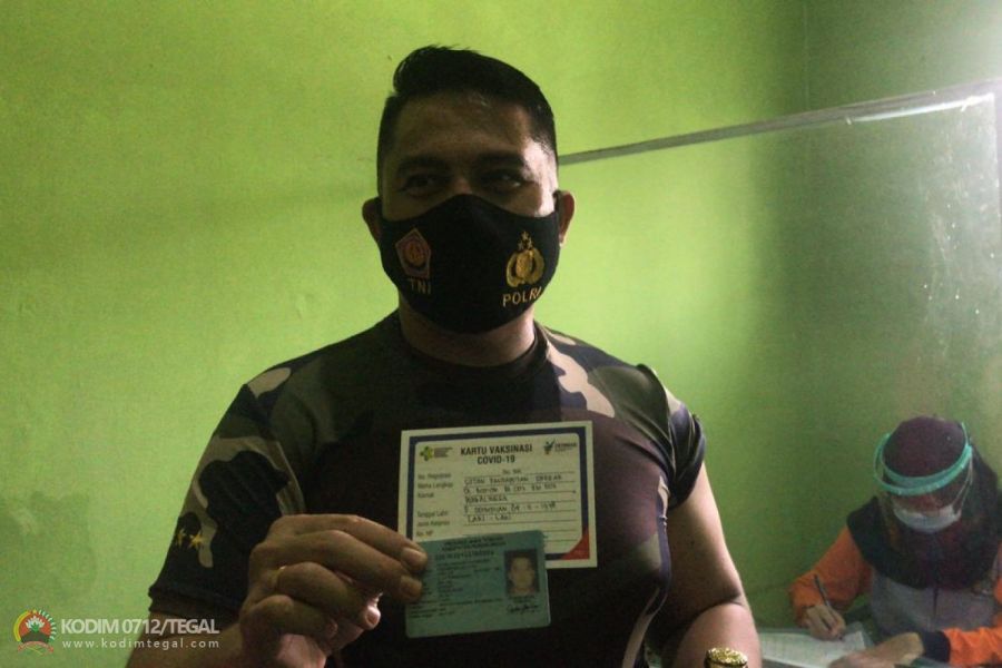 Dandim 0712/Tegal Divaksin Tepat Di 1 Tahun Covid-19 Di Indonesia