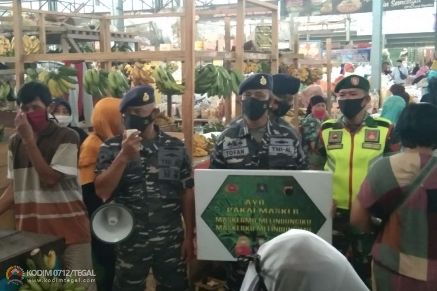 Memastikan Prokes Diterapkan, Tim Satgas Covid-19 Kabupaten Tegal Keliling Pasar Tradisional
