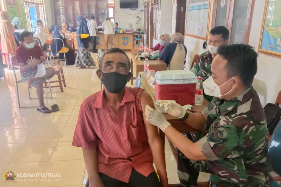 Kodim 0712/Tegal Gencar Lakukan Vaksinasi Covid-19