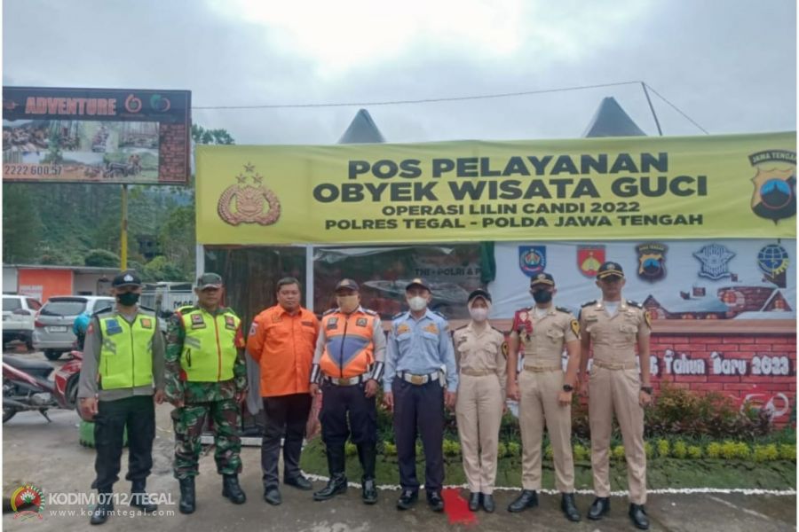 Cipta Kondisi Aman, Babinsa Koramil 19 Bumijawa Laksanakan Pengamanan Objek Wisata Guci