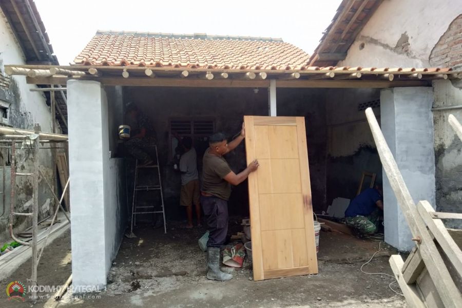 Melalui Program Babinsa Masuk Dapur, Pekerjaan Rumah Ibu Sutani RTLH Masuk 80 %