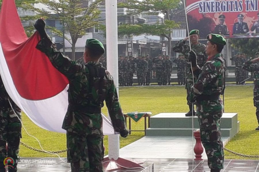 Kodim 0712/Tegal Gelar Upacara Bendera Awal Bulan Desember Tahun 2022
