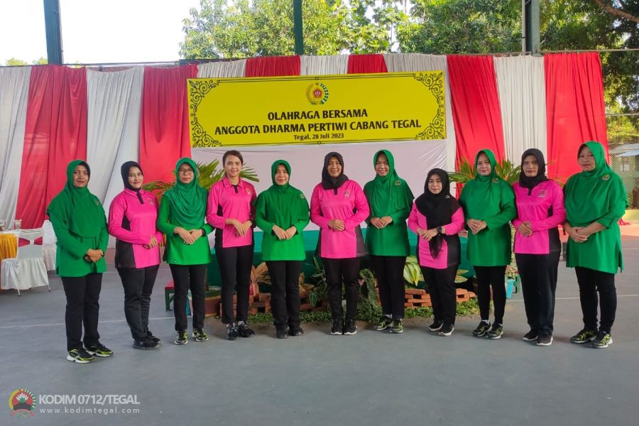 Olahraga Bersama Dharma Pertiwi Cabang Tegal