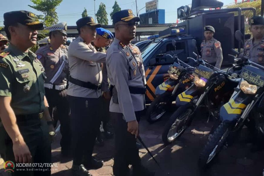 Dandim Tegal Ikuti Apel Gelar Pasukan Patuh Candi 2023 Tingkat Polres Tegal Kota