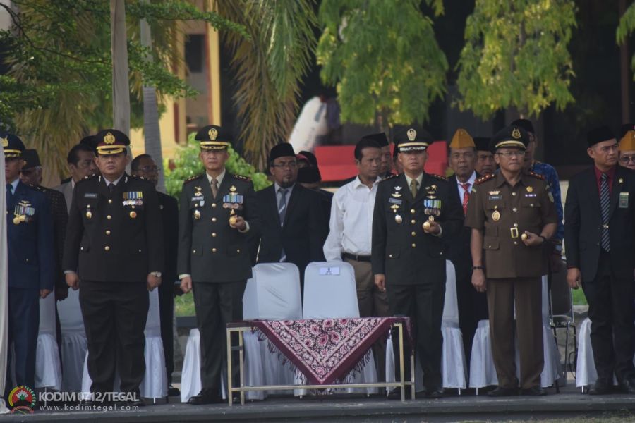 Dandim 0712 Tegal Hadiri Upacara Peringatan Hari Pahlawan Tahun 2023