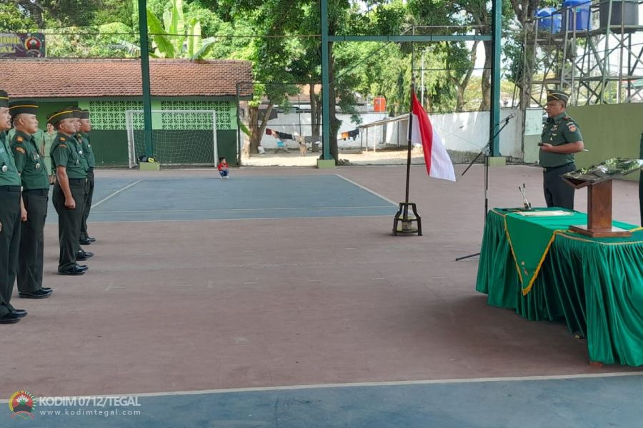 Dandim Tegal Pimpin Upacara Laporan Korps Serah Terima Jabatan Perwira