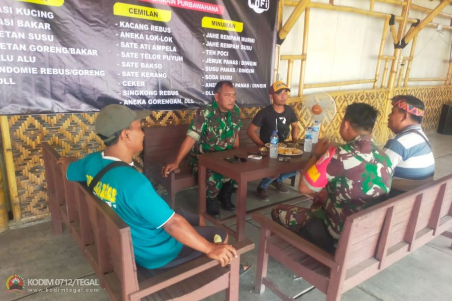 Sembari Gelar Komsos, Danramil Pangkah Pantau Objek Wisata Purbawahana