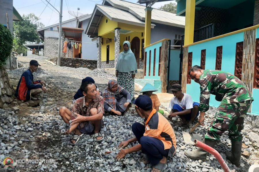 Karya Bakti TNI Wujud Nyata Pengabdian Kepada Masyarakat