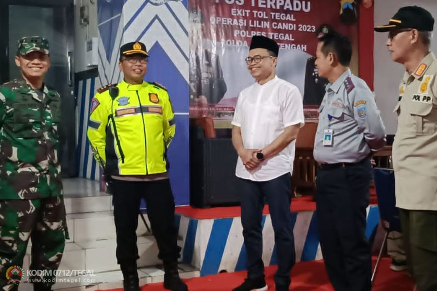 Dandim 0712 Tegal Bersama Forkopimda Kabupaten Tegal Monitoring Malam Perayaan Natal 2023