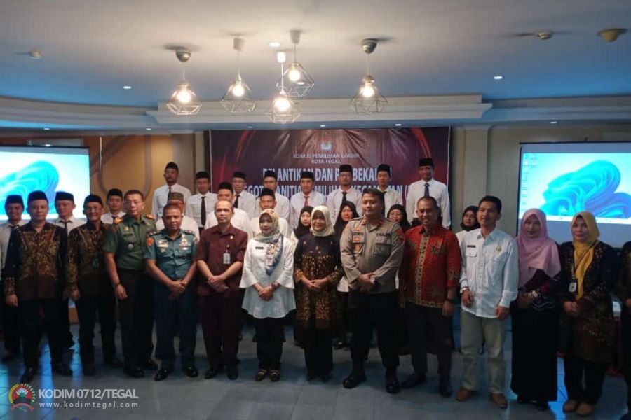 Danramil 04 Sumurpanggang Hadiri Pelantikan dan Pembekalan Anggota PPK Pemilihan Umum Tahun 2024